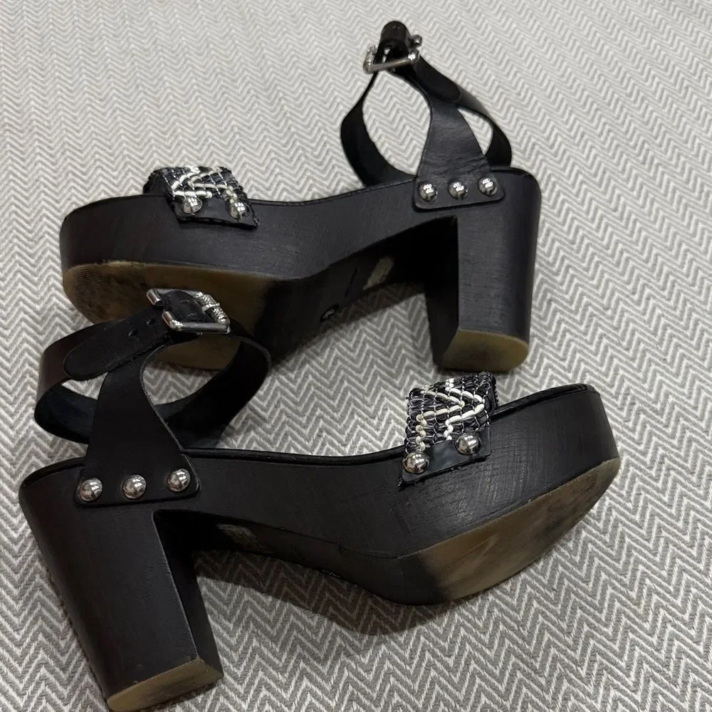 Charles David Black and Silver Platform Sandals Size 8